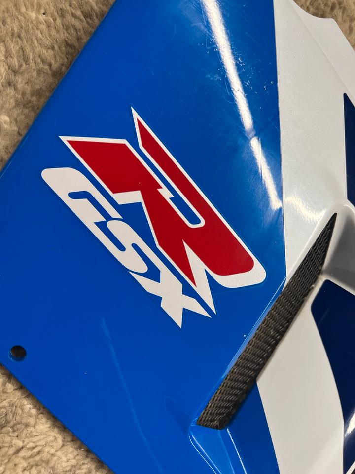 Suzuki gsxr 750 Verkleidung neu Suzuki 94441-17D0