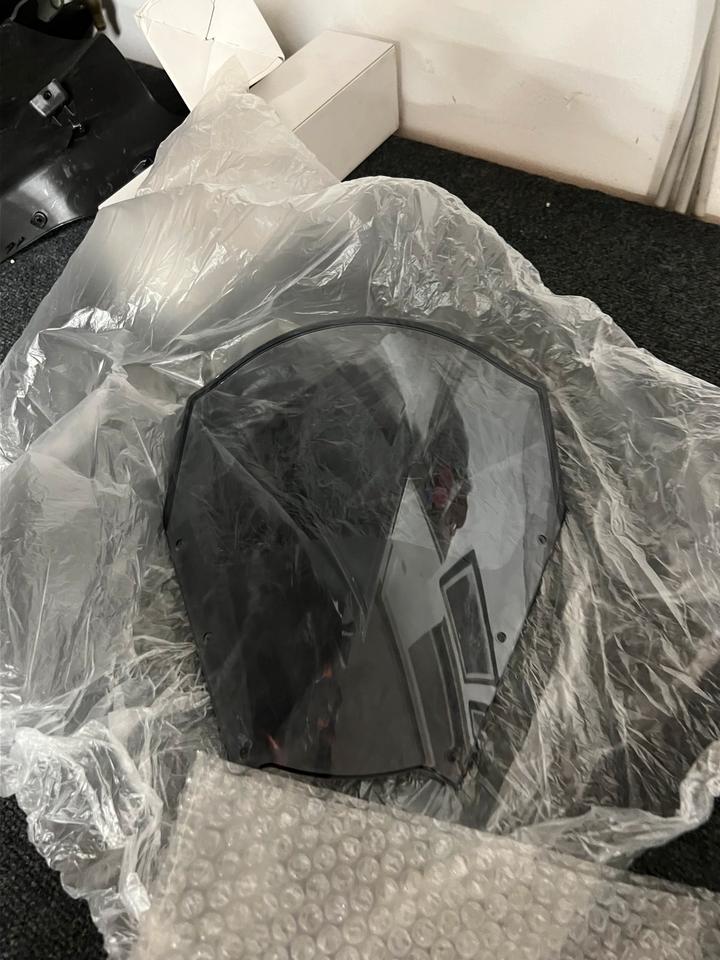 Yamaha FZS 1000 Fazer Windschild Verkleidungsscheibe 5LV-28381-00