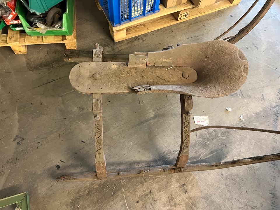 Holzschlitten alt antik 120€