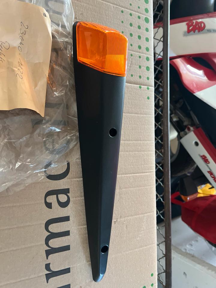 Kawasaki gpz 1100 Blinker vorne rechts neu 28€ 23040-1122