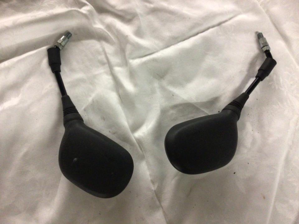 Spiegel Honda cbf 125 je 18€