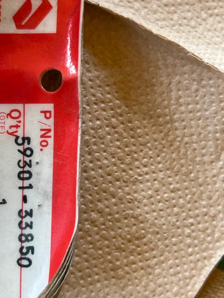 Suzuki SV 650 S Bremsbeläge 59301-33850 NOS