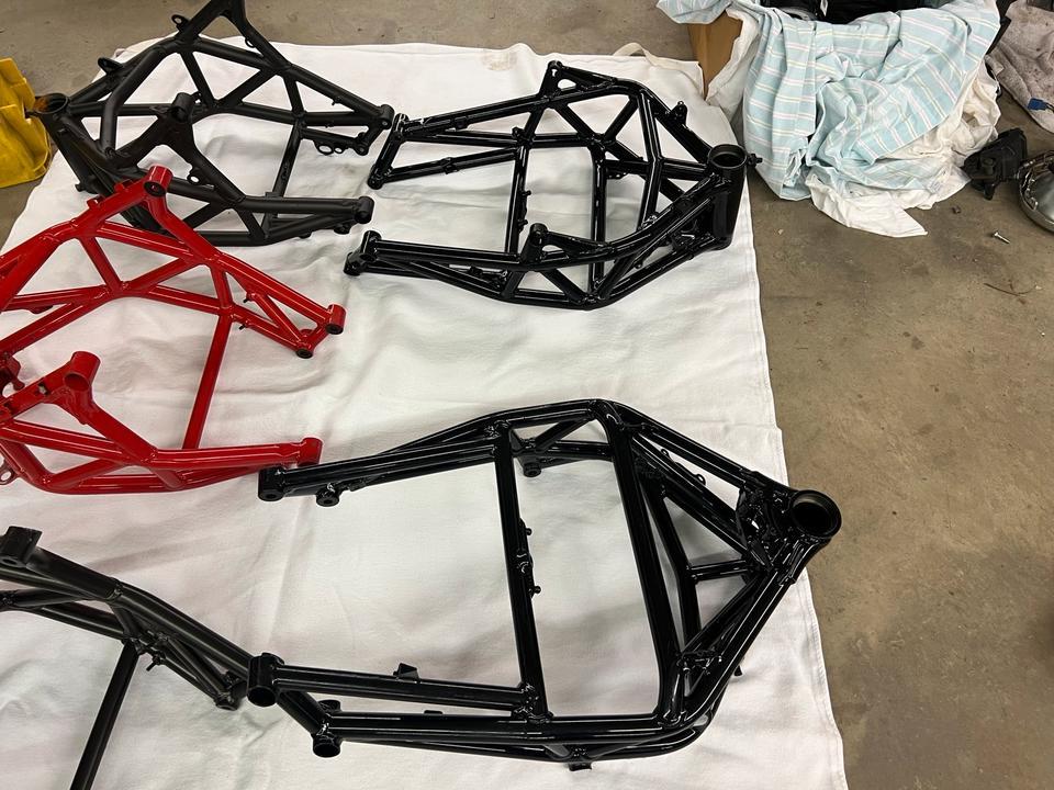 Rahmen mv F 3 agusta brutale Rivale neu je 300€