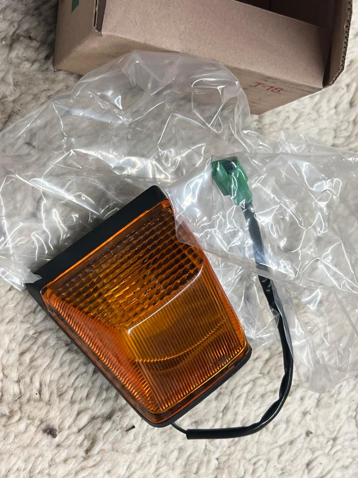Kawasaki GPX 600 R Original Blinker hinten links 23040-1170