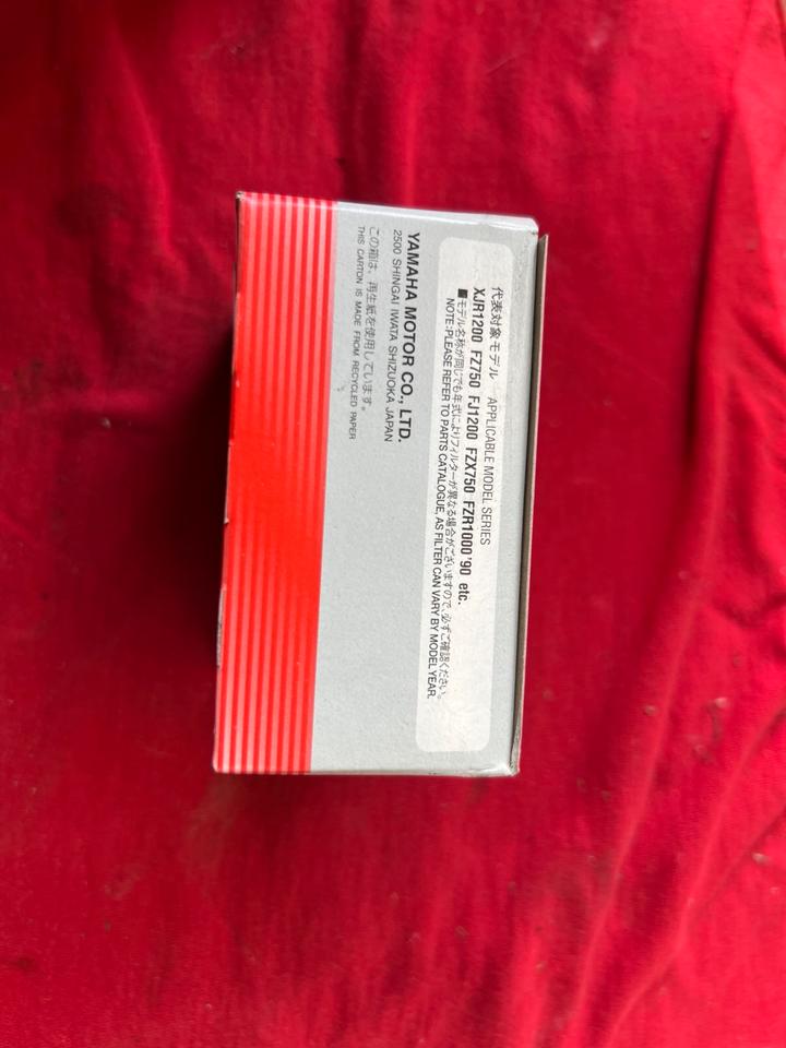 Yamaha xjr 1200 fz 750 Ölfilter Orginal 1L9-13441-11 8€