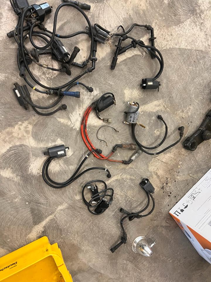 Suzuki GSXR 750 1100 gs zündspule je 10€