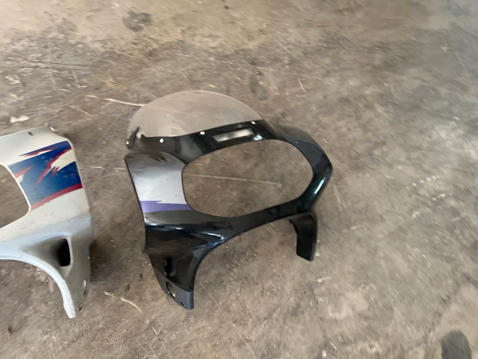 Suzuki GSXR 750 1100 Verkleidung Kanzel Oberteil je 20€