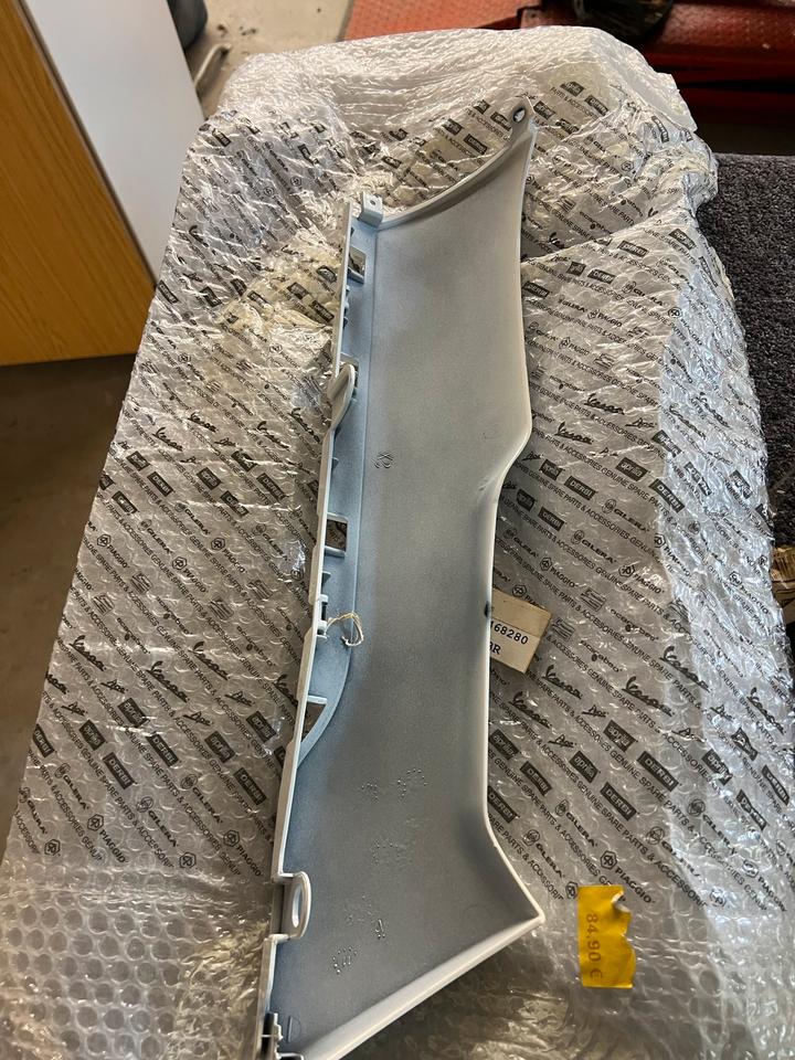 Piaggio nrg 50 power Verkleidung rechts 65288600BR