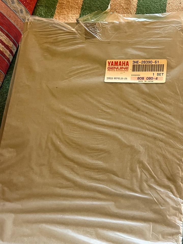 Yamaha ЗНЕ-28390-61 Aufkleber Verkleidung