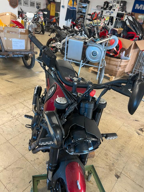 Benelli Leoncino Unfallfahrzeug