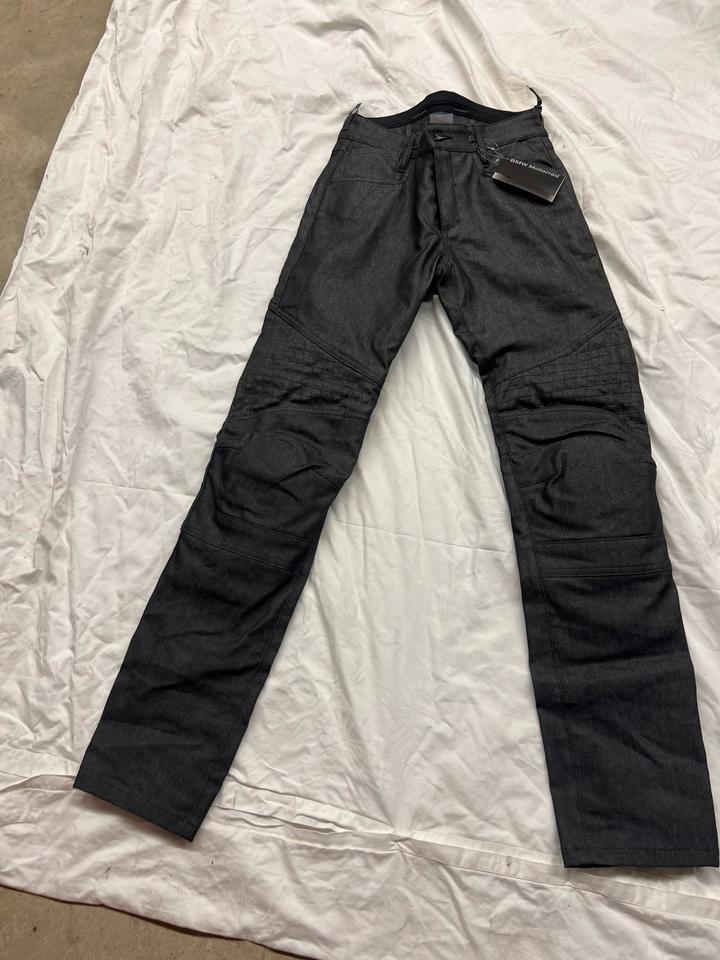 76 14 8 568 497 JEANS RIDE DAMEN Größe 27/32