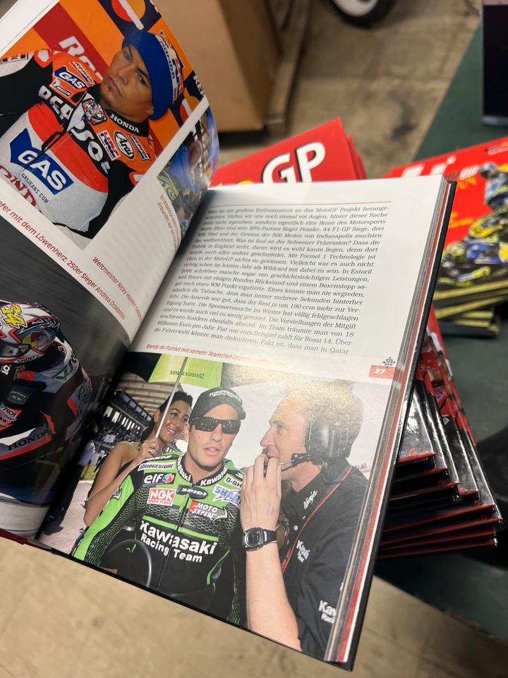 Moto gp 2007 Buch 5€