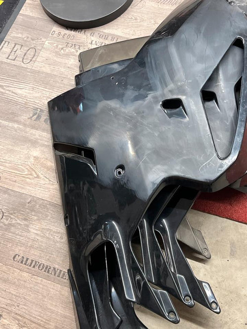 Aprilia rsv 1000 Factory Verkleidung links Orginal je 70€