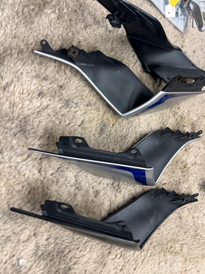 Yamaha r6 Verkleidung Heck links rechts je 80€