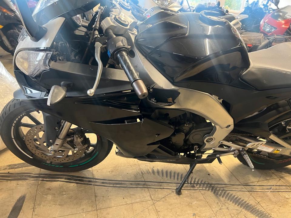Aprilia RS 125 komplett oder in Teilen zu verkaufen