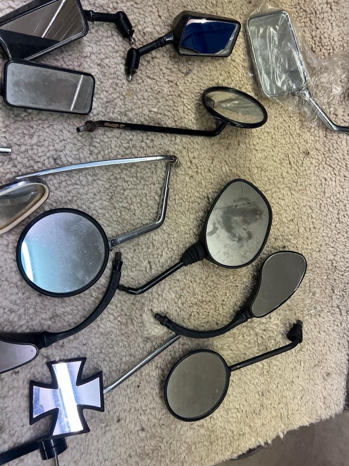 Motorrad Spiegel alt je 15€