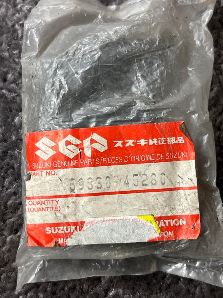 Suzuki GS 850 Bremsbeläge 8€ 59330-45280