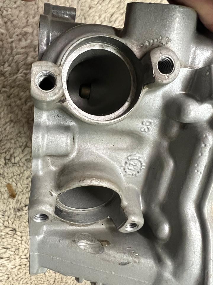 Zylinderkopf Bmw f 650 6223910 110€