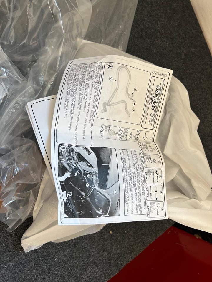 Suzuki DL 650 V-Strom Motor Sturzbügel neu