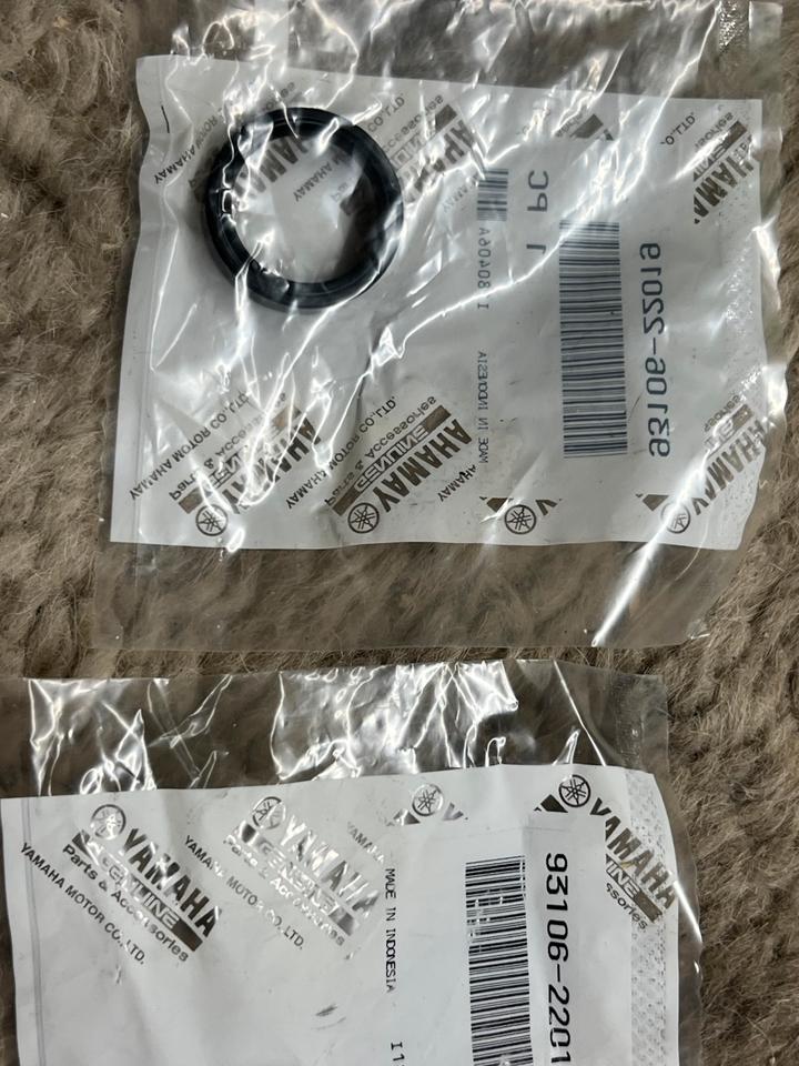 Yamaha DT 125 TDR 250 simmerring 93106-22019