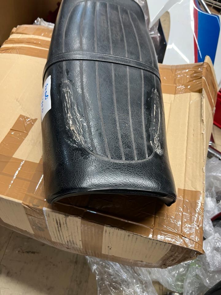 Suzuki gs 550 Sitzbank 20€