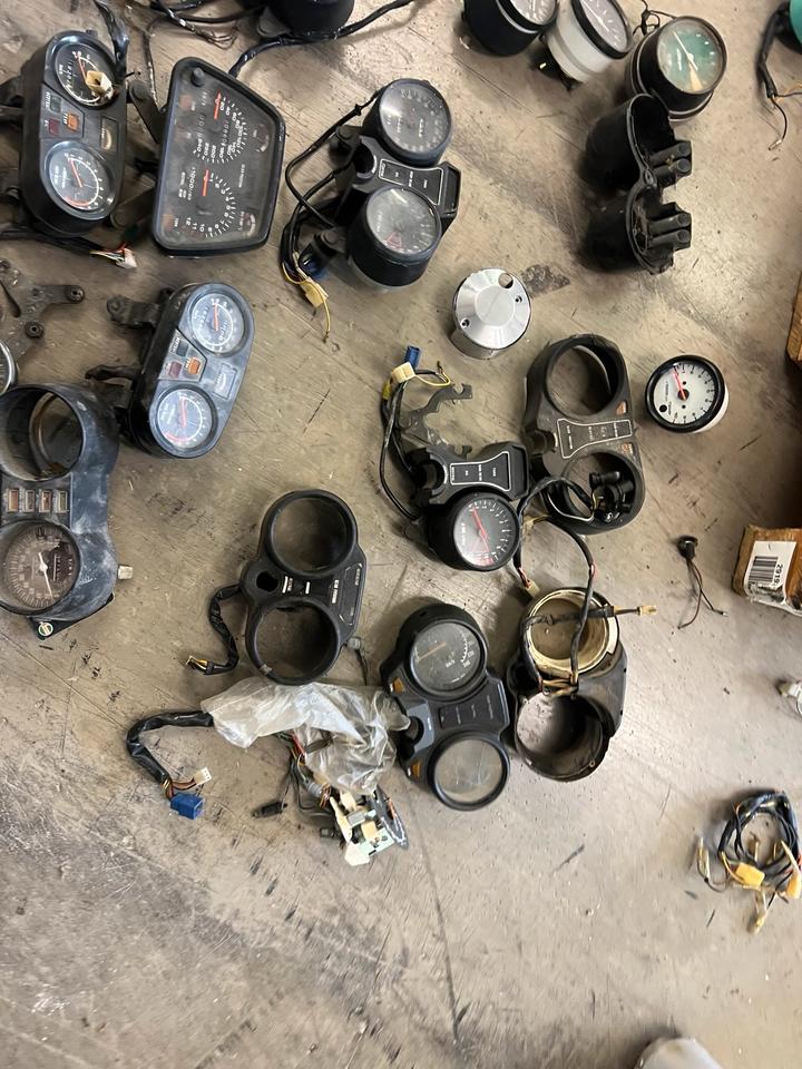 Suzuki gt 250 550 380 gs 550 1000 gsxr Tacho