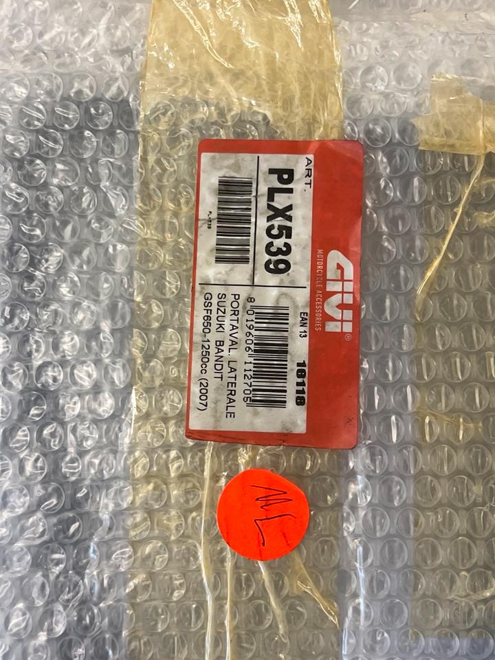 Suzuki Bandit 650 1250 kofferträger givi neu 85€