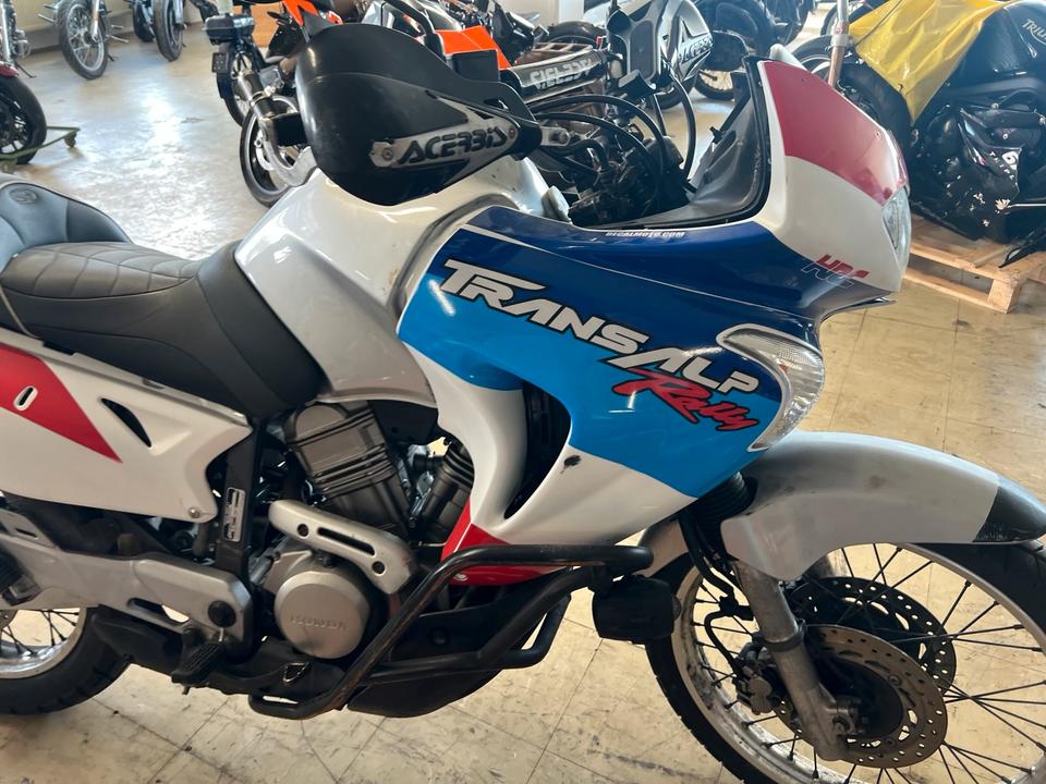 Honda trans Alp 650 rd11 1900€ Festpreis