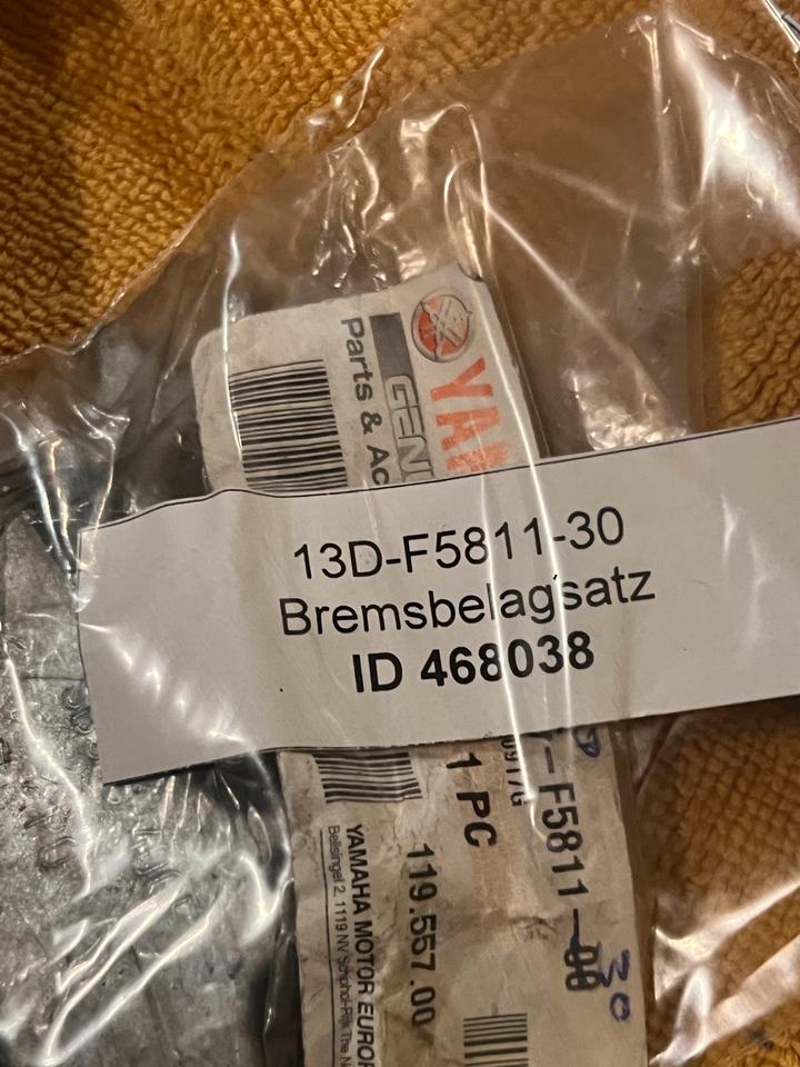 Yamaha DT 50 Bremsbeläge vorne xt 125 13D-F5811-30