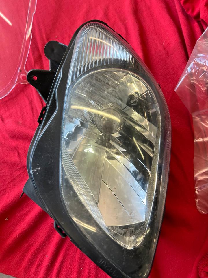 Suzuki AN 650 Burgmann Scheinwerfer links P3120L40€