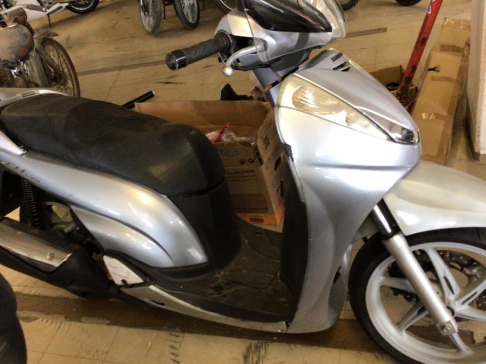 Honda SH 300 ie in Teilen zu verkaufe Baujahr 2009