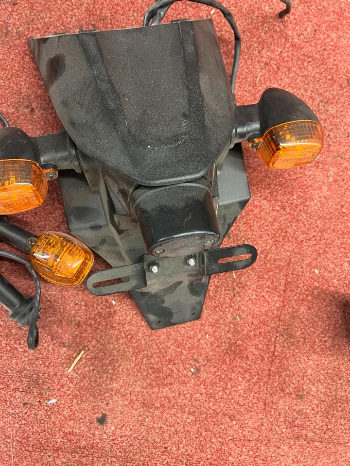 Kawasaki Z 1000 2003- Blinker Kennzeichen Halter alle komplett