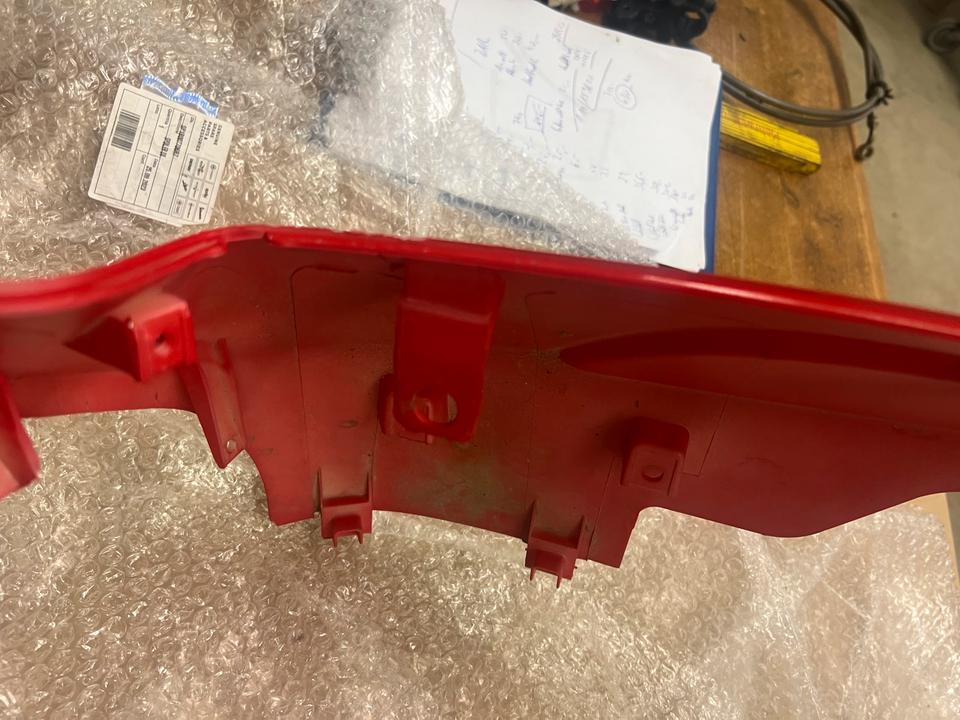 Rechte Verkleidung Aprilia sxr 50 Spoiler Red SP1B007706R7