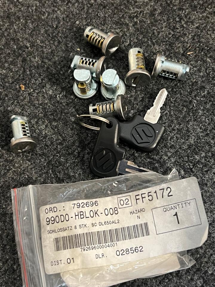 Suzuki V Strom 650 schlossatz Koffer neu 990D0-HBLOK-008