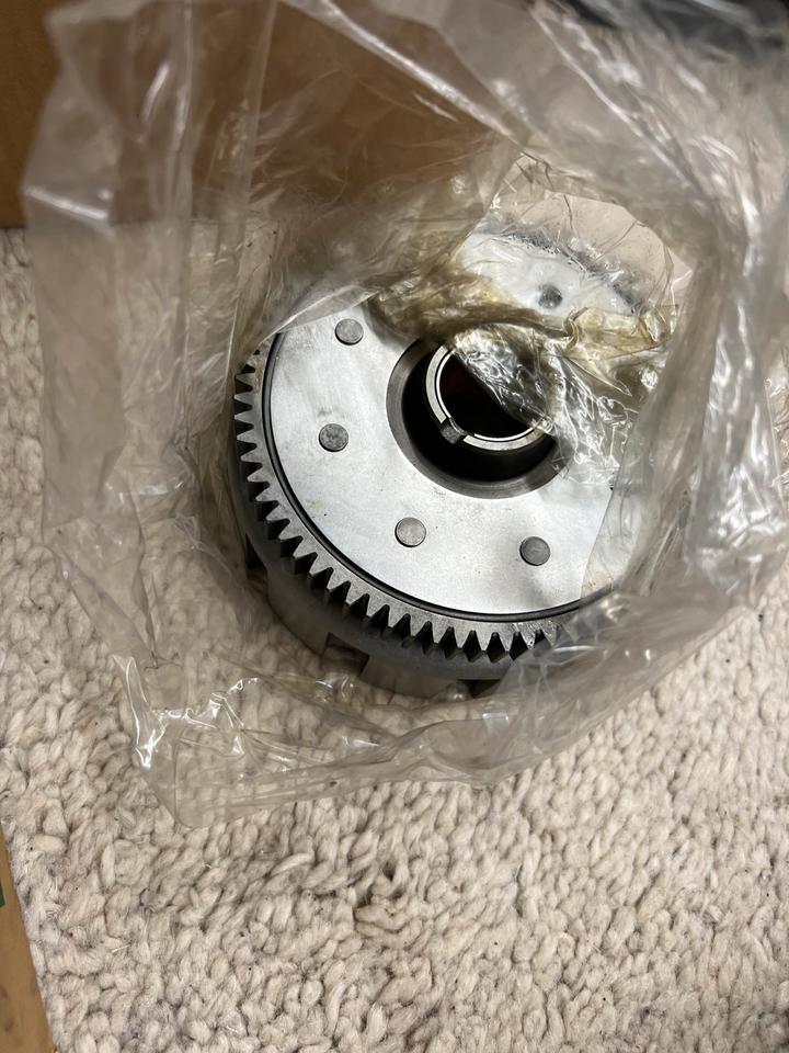 Kawasaki GPZ 305 Kupplungskorb neu 13095-1020