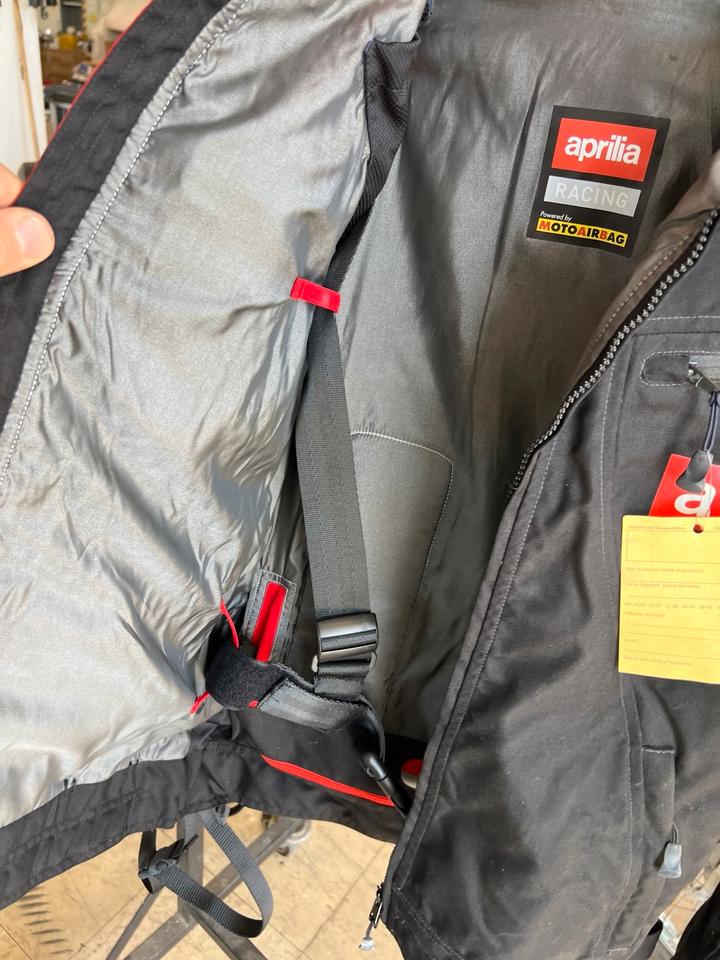 Airbag Jacke gr a mechanisch 240€