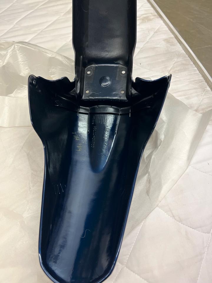 Suzuki 53111-04F00-Y7M XF 650 kotflügl vorne neu 80€