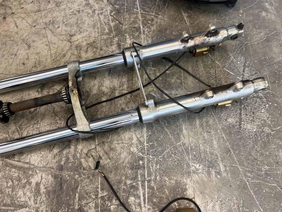 Suzuki GSXR 1100 750 RG 500 Gabel komplett 200€