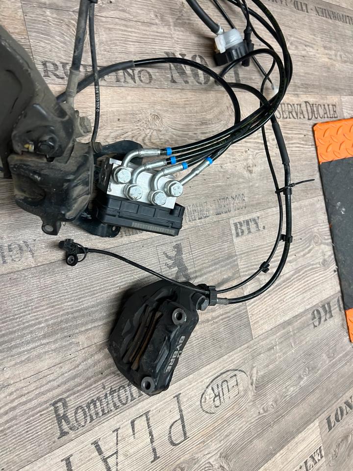 Ktm RC 125 Bremssattel abs bremspumpe alles komplett 120
