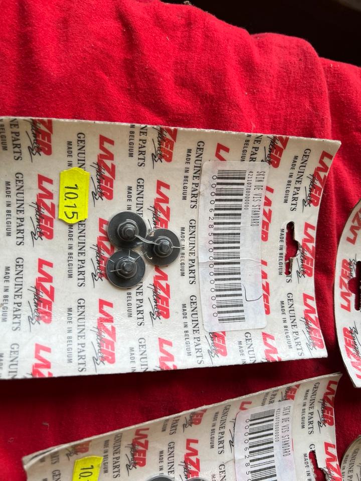 Lazer Helm schrauben div alles 10€