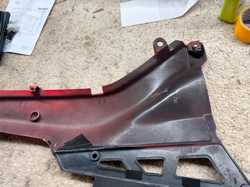 Suzuki gsxrf 600 Verkleidung hinten links neuwertig 40€