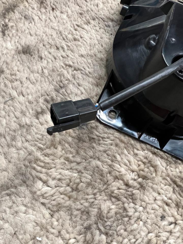 Yamaha MT01 Lüfter neu Yamaha 5YU-12405-00-00