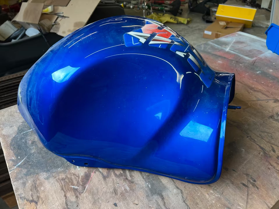 Réservoir Suzuki GSXR 1300 – d'occasion