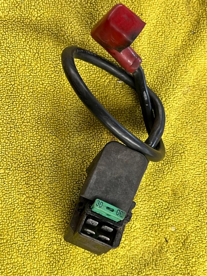 Kawasaki Z 1000 Anlasser Relais 15€