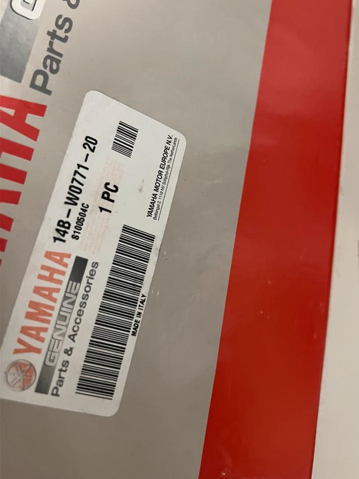 Yamaha R1 SoziusAbdeckung neu 14B-W0771-20