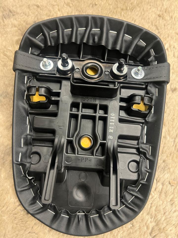 Suzuki gsxr 600 750 2010 Sozius Sitz neu 50€