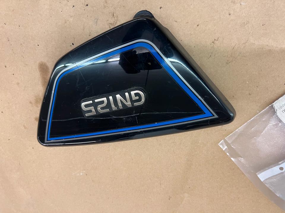 Seitendeckel Suzuki GN 125 links 30€