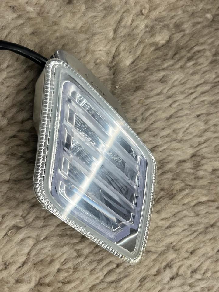 Vespa GTS 125 Blinker hinten links 1B010290