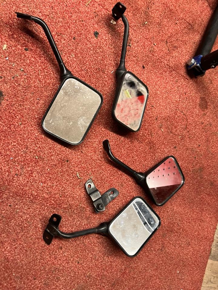 Suzuki RG 80 Spiegel links rechts