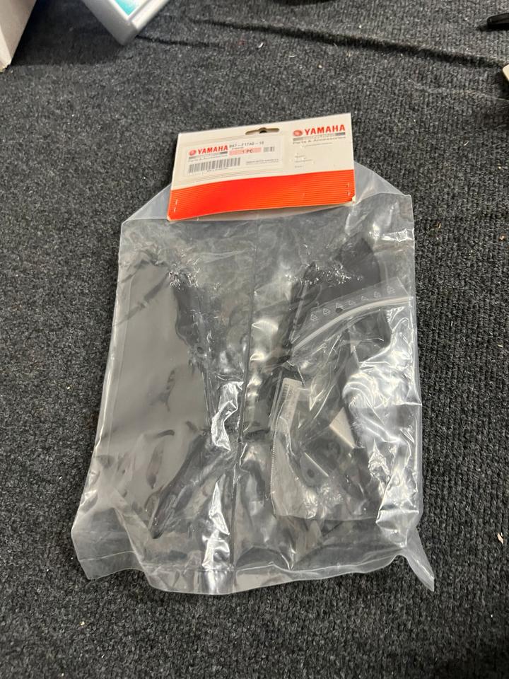 Yamaha MT10 handguard neu B67 - F17A0 - 10
